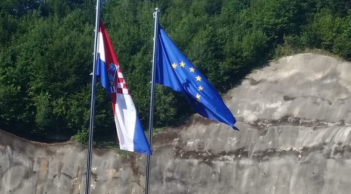 Traži li se novo stručno ili podobno konzularno i diplomatsko osoblje?